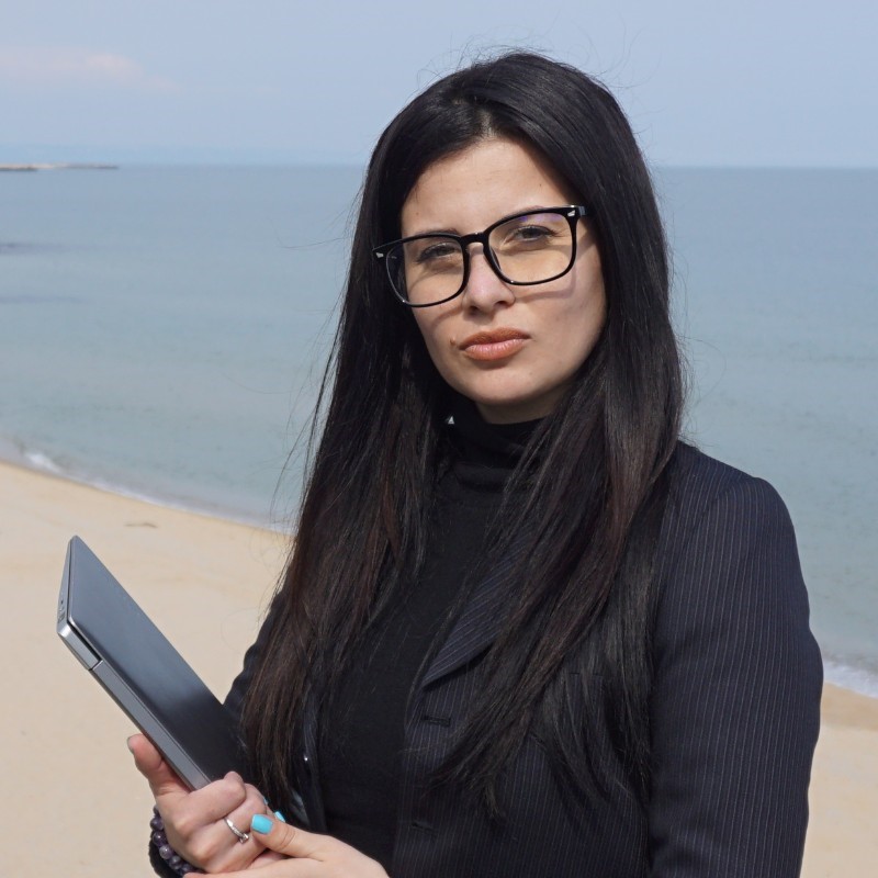 miroslava-screenshotjpg